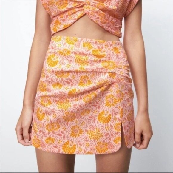 Zara Dresses & Skirts - Zara Orange/Pink Linen Blend Floral Blogger Favorite Size XL NWT Mini Skirt
